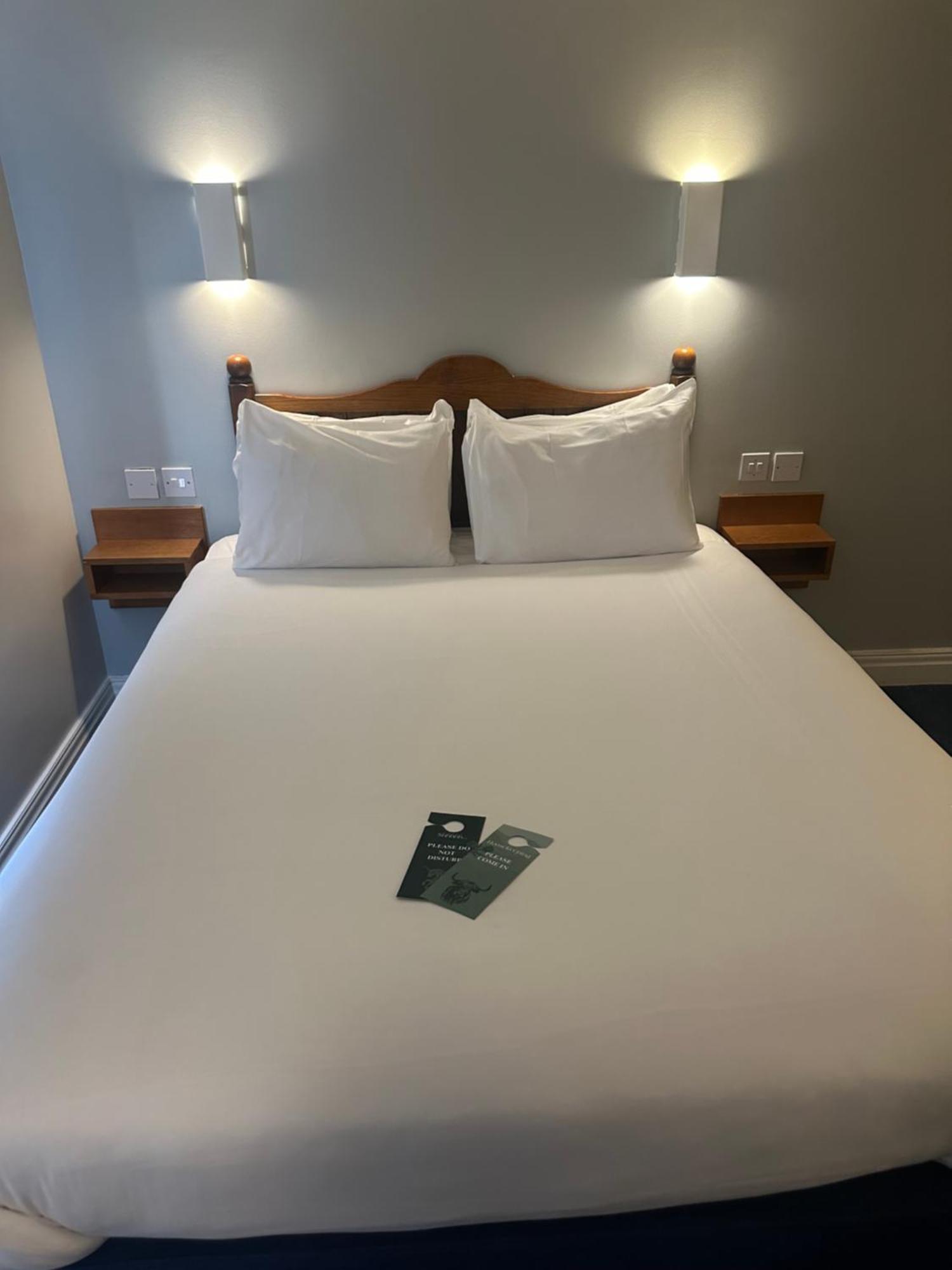 Go2 Glasgow Cumbernauld Hotel - Free Parking And Pet Friendly エクステリア 写真